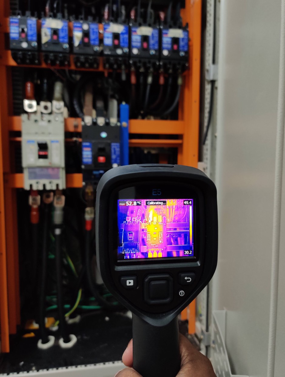 Electrical panel thermography inspection Sri Lanka - thermal imaging of distribution board
