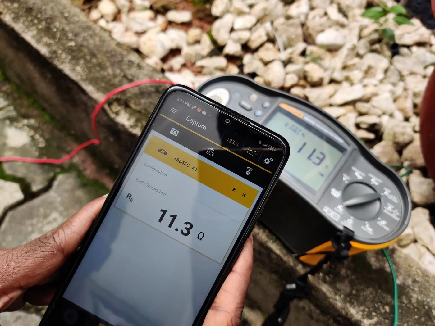 Earth electrode resistance test with the reading logged to a phone